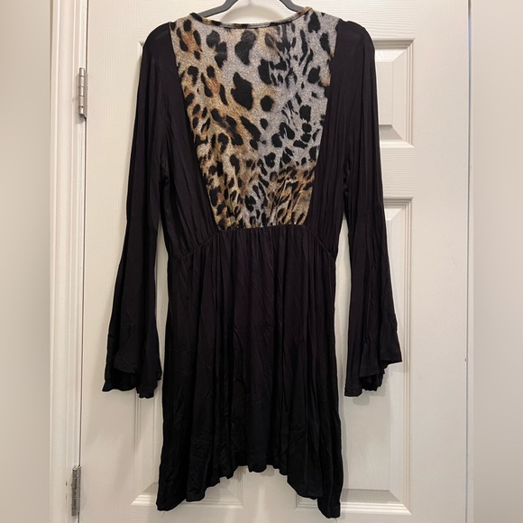 NWT Plus Size Leopard Tunic - Picture 2 of 2
